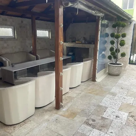 Ayan&anto Ysy Apartament *